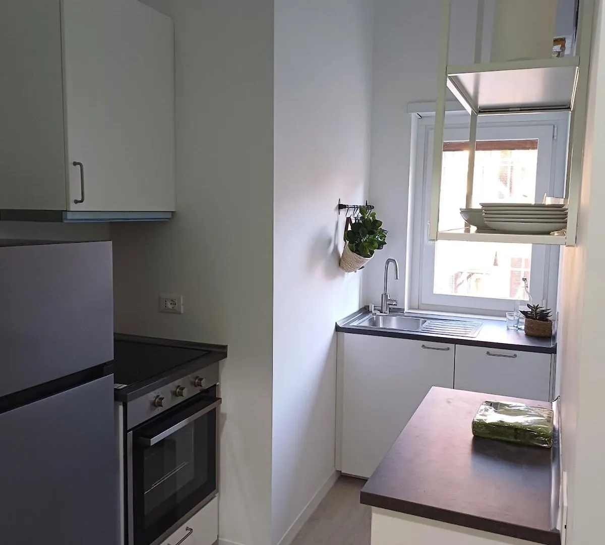 Apt Marrucini Garden Rome Apartment