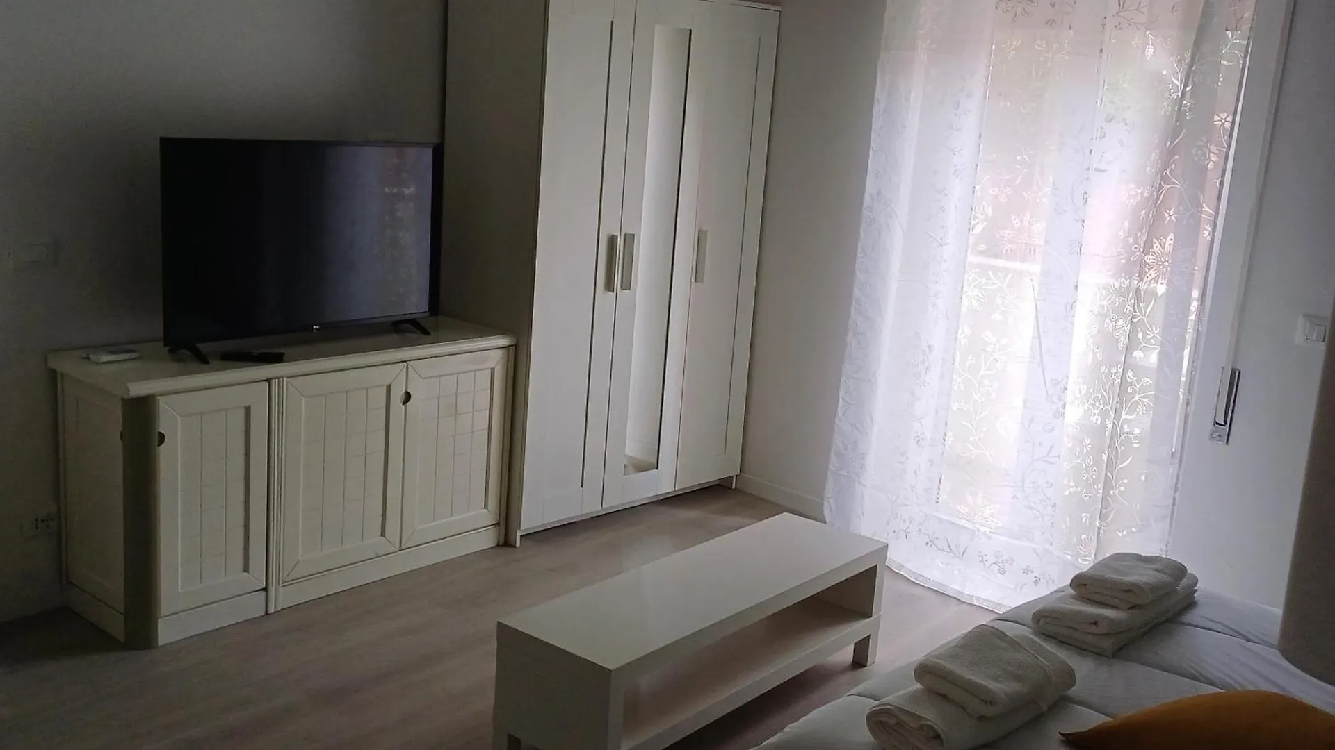 Apartment Apt Marrucini Garden Rome